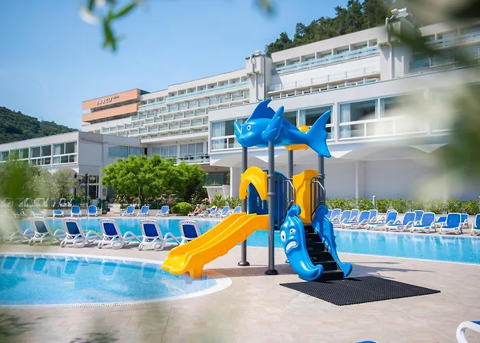 Maslinica Hedera 酒店 4*