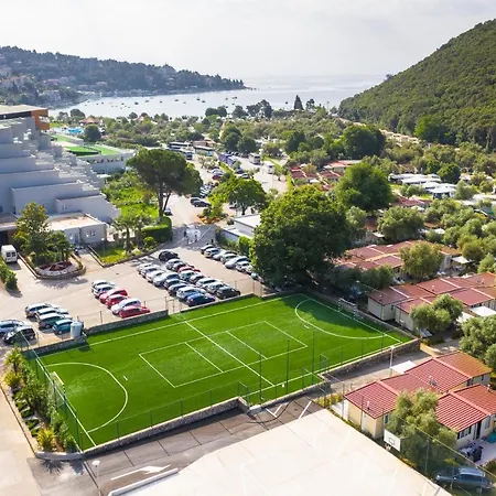 Maslinica Hedera Hotel 4*