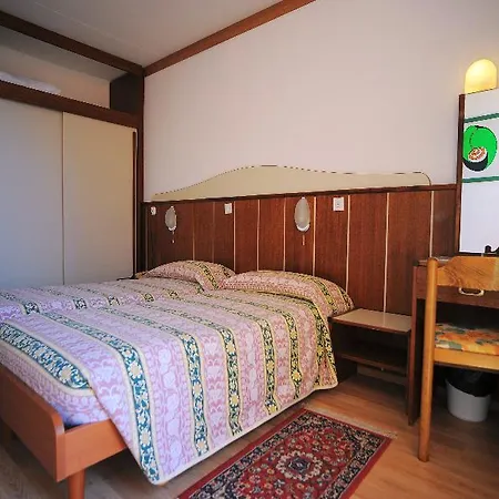 Maslinica Hedera 4*