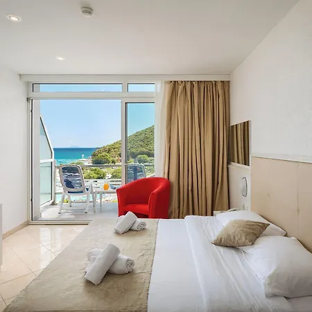 Maslinica Hedera ホテル ラバック